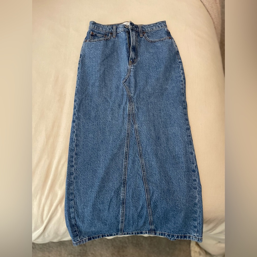 Abercrombie & Fitch denim midi skirt size 0